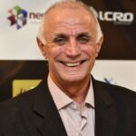 aos-60,-brasileiro-cria-sistema-para-maquinas-se-consertarem-sozinhas