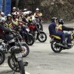 apos-lancamento,-uber-moto-e-suspenso-em-sao-paulo-e-no-rio-de-janeiro