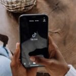 agencia-dos-eua-oferece-r$-5.000-por-10-horas-de-rolagem-no-tiktok