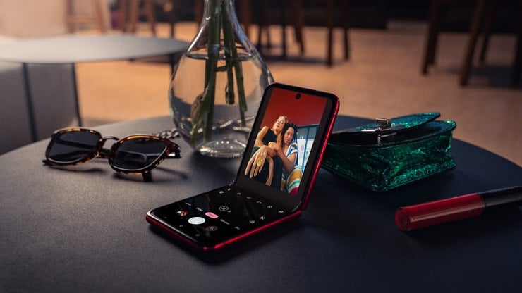 motorola-razr-40-ultra:-tudo-sobre-o-novo-dobravel-com-telona-externa