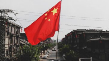 china-proibe-funcionarios-do-governo-de-usarem-iphones;-entenda