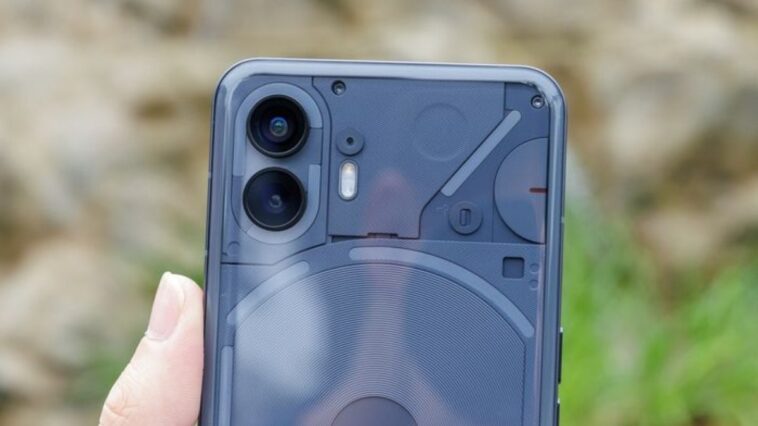 possivel-nothing-phone-2a-aparece-em-fotos-como-novo-intermediario