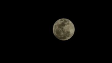 como-tirar-foto-da-lua-com-o-celular?