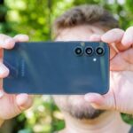 galaxy-a55-vaza-em-renders-com-laterais-em-aluminio-e-visual-conhecido