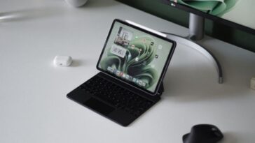 novo-ipad-pro-tera-apple-pencil-3-e-magic-keyboard-similar-a-um-laptop