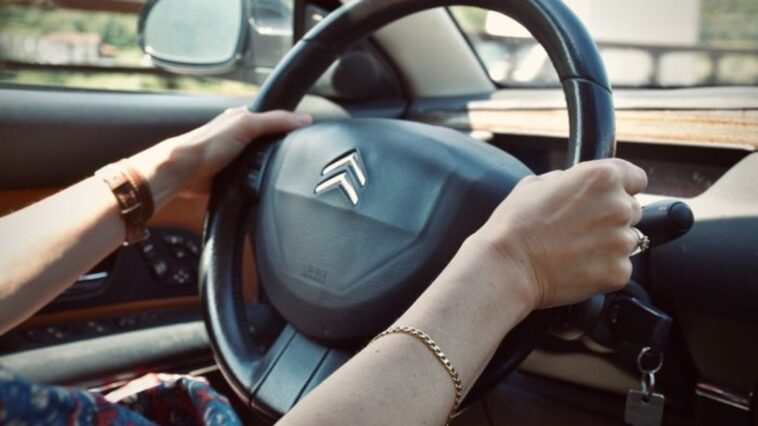 como-funciona-a-direcao-hidraulica-dos-carros?