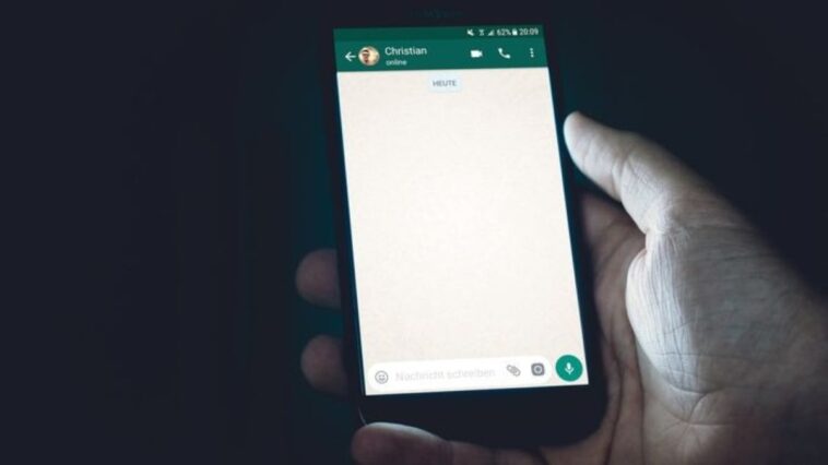 quando-se-desbloqueia-alguem-no-whatsapp,-as-mensagens-chegam?