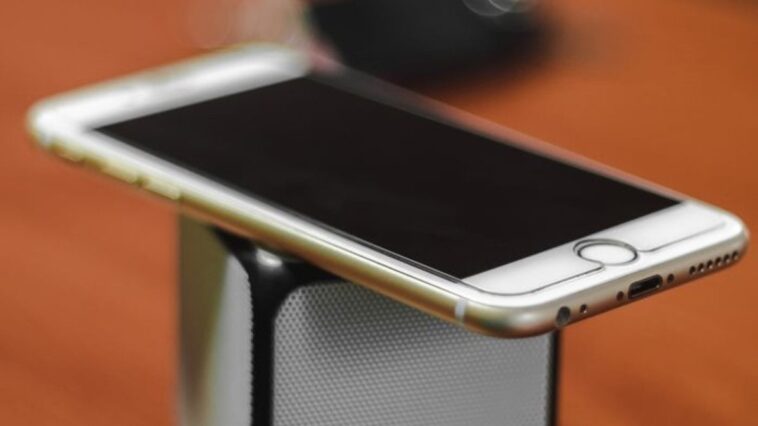 como-funciona-a-pelicula-de-privacidade-no-celular?