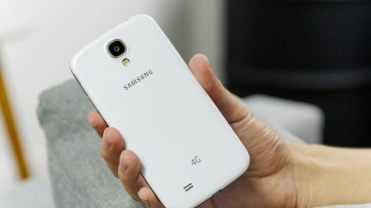 galaxy-s4-|-da-para-usar-um-celular-de-10-anos-atras-em-2024?