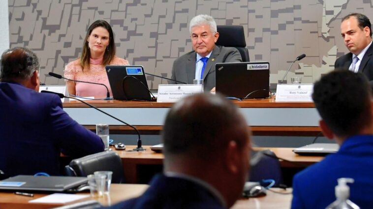 legislacao-para-ia: proteger-os-direitos-e-a-privacidade
das-pessoas