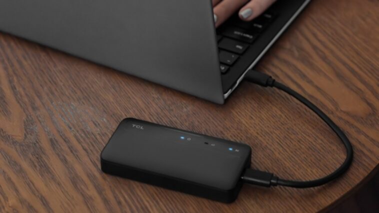 mwc-2024-|-tcl-lanca-1o-dongle-usb-com-acesso-as-redes-5g-redcap