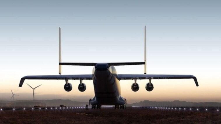 windrunner-|-maior-aviao-do-mundo-tem-tamanho-de-campo-de-futebol