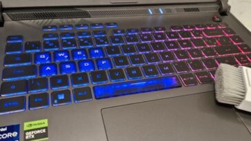 como-limpar-o-teclado-de-pcs-e-notebooks?