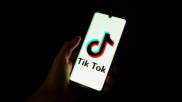 ue-ameaca-suspender-recompensas-do-tiktok-lite-a-usuarios-devido-ao-risco-de-dependencia