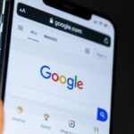 ia-do-google-aconselha-adicionar-cola-na-pizza-e-tabaco-para-criancas