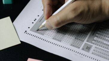 como-se-inscrever-no-enem-2024:-datas,-isencao-e-outras-dicas