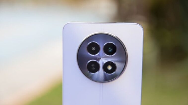 realme-12-e-12-plus-chegam-ao-brasil-com-foco-no-design