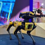 usado-em-itaipu-e-sucesso-no-mundo,-cao-robo-chama-atencao-em-sp