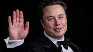 elon-musk-desiste-de-acao-judicial-contra-openai