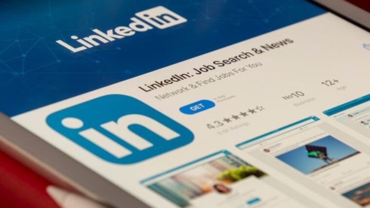 linkedin-anuncia-ia-que-ajuda-a-encontrar-um-emprego
