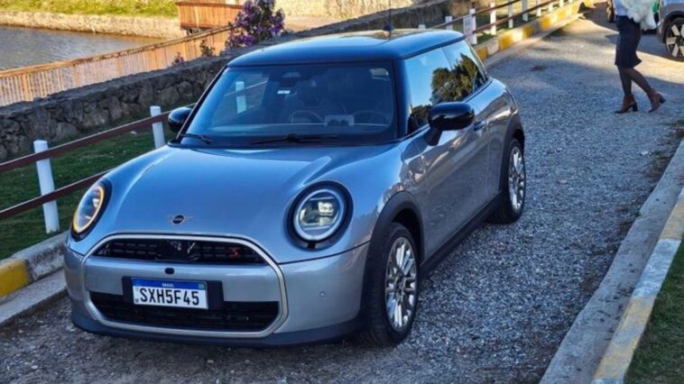 mini-cooper-s-2025-fica-mais-potente-e-mais-tecnologico