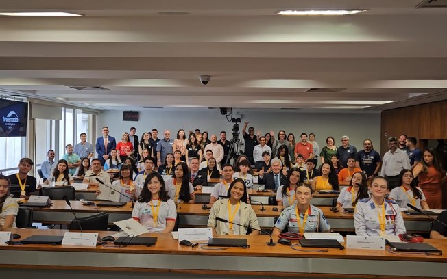 jovens-brasileiros-fazem-historia-na olimpiada-nacional-de-ciencias-2024