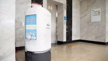 cientistas-tentam-descobrir-por-que-robo-‘deprimido’-se-jogou-de-escada