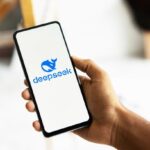 o-que-e-deepseek?-conheca-ia-chinesa-que-desvalorizou-o-bitcoin