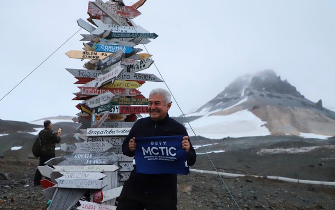 41-anos-da eacf: a-ciencia-brasileira-na-linha-de-frente