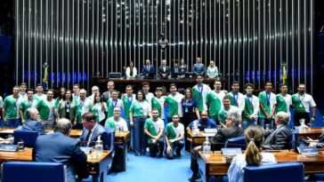 educacao-brasileira:-avancos-lentos,-desafios-urgentes