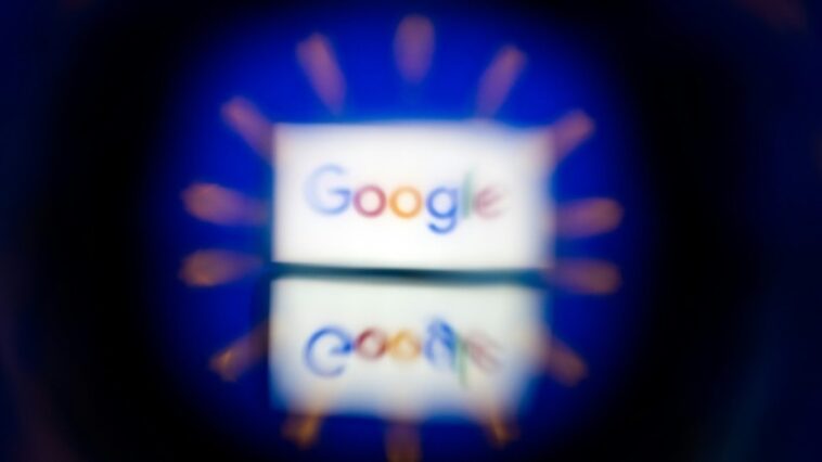 ue-pressiona-apple-e-google-por-normas-de-concorrencia-do-bloco