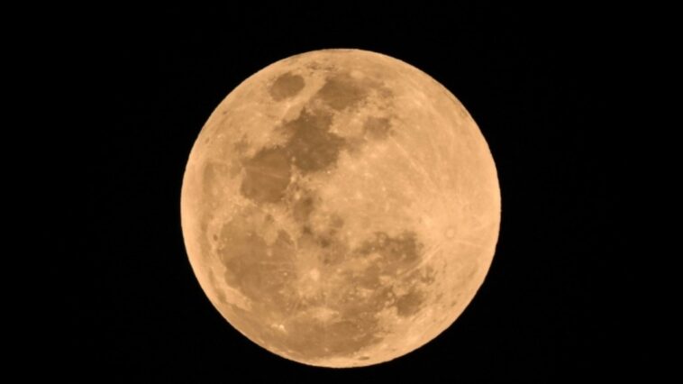 eclipse-total-da-lua-admirado-em-diversos-continentes