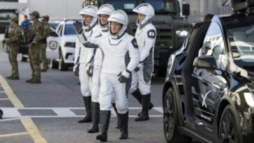 foguete-decola-rumo-a-iss-para-resgatar-astronautas-‘ilhados’