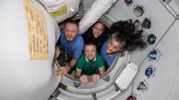 astronautas-“presos”-ha-9-meses-no-espaco-voltam-nesta-terca