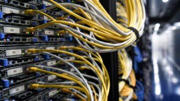demanda-de-eletricidade-para-centros-de-dados-mais-que-dobrara-por-causa-da-ia
