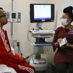 paciente-retira-rim-de-porco-transplantado-apos-periodo-recorde-de-quatro-meses