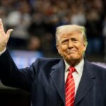 trump-recua-e-iphone-escapa-de-taxa-que-triplicaria-preco