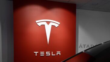 tesla-e-os-5-elementos-do-tombo-da-empresa-em-2025