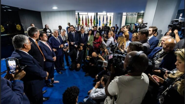 hora-de-honrar-os-votos-do-povo