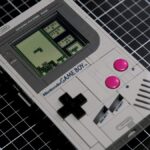 game
boy-feito-de-lego-roda-jogos-originais-da-nintendo