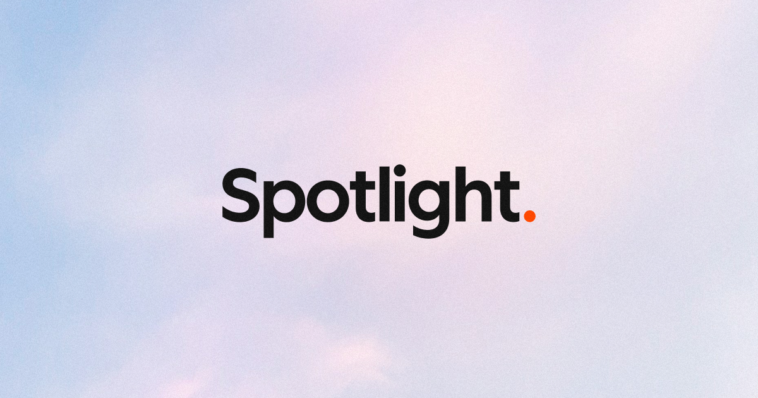 a-hubspot-coloca-o-contexto-de-crescimento-em-pratica-com-hubspot-aeo-e-mais-de-100-atualizacoes