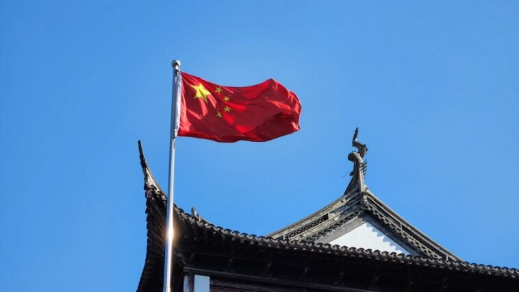 china-reforca-regras-para-evitar-perda-de-controle-da-ia