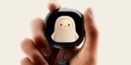 o-tamagotchi-voltou-—-e-agora-ele-te-vigia
