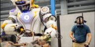 nasa-testa-robos-para-trabalhar-ao-lado-de-astronautas